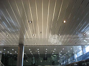 Реечный потолок металлик Албес "Немецкий дизайн" AN85/A открытый стык, раскладка хром